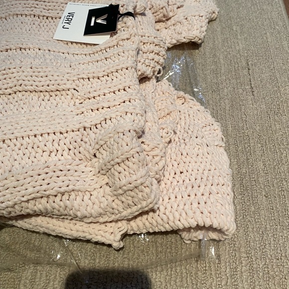 NWT - Very J Chunky Loosely Knit Cardigan - Picture 9 of 12